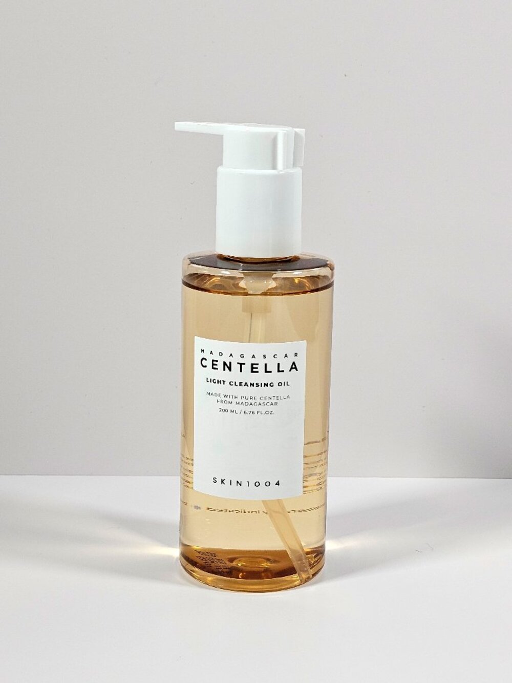 SKIN1004 Madagascar Centella Light Cleansing Oil 200 ml
